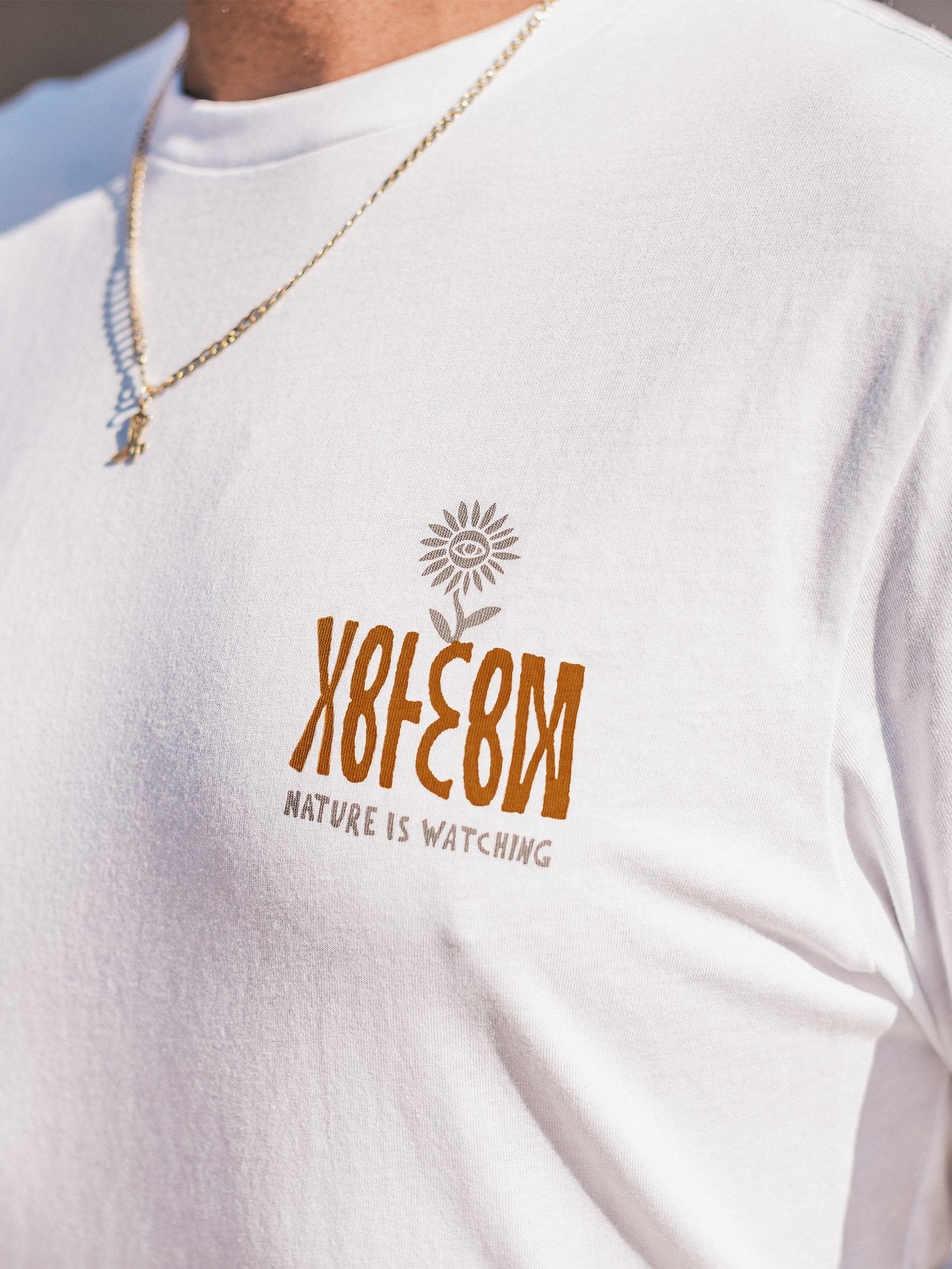 Daisy Flip T-shirt - WHITE
