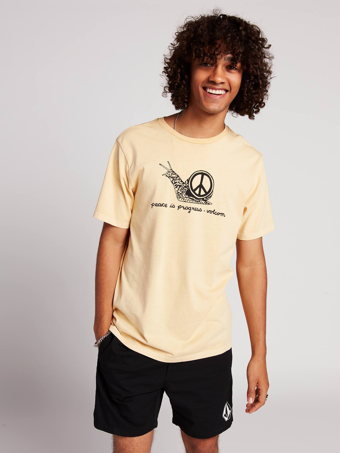 Peaceisprogress T-shirt  - Light Peach