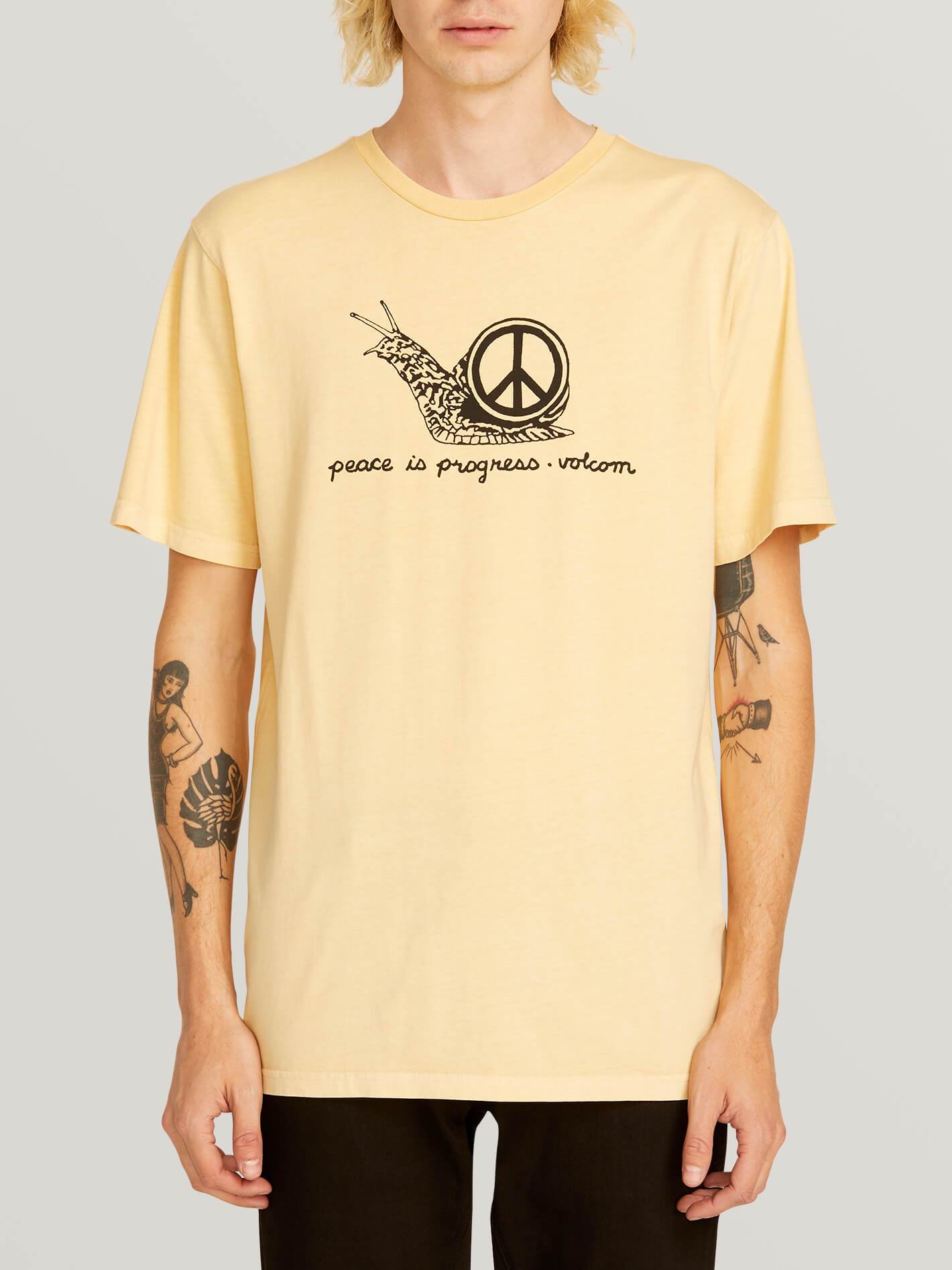 Peaceisprogress T-shirt  - Light Peach