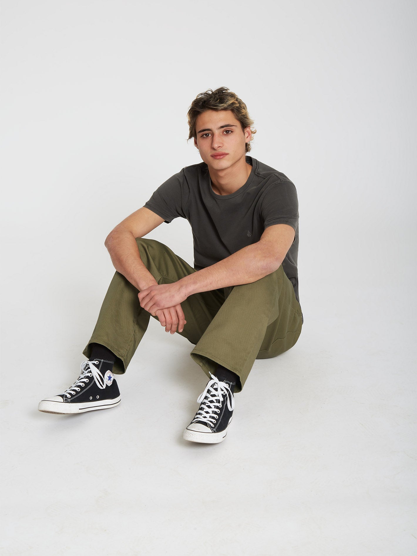Solid Stone T-shirt - BLACK