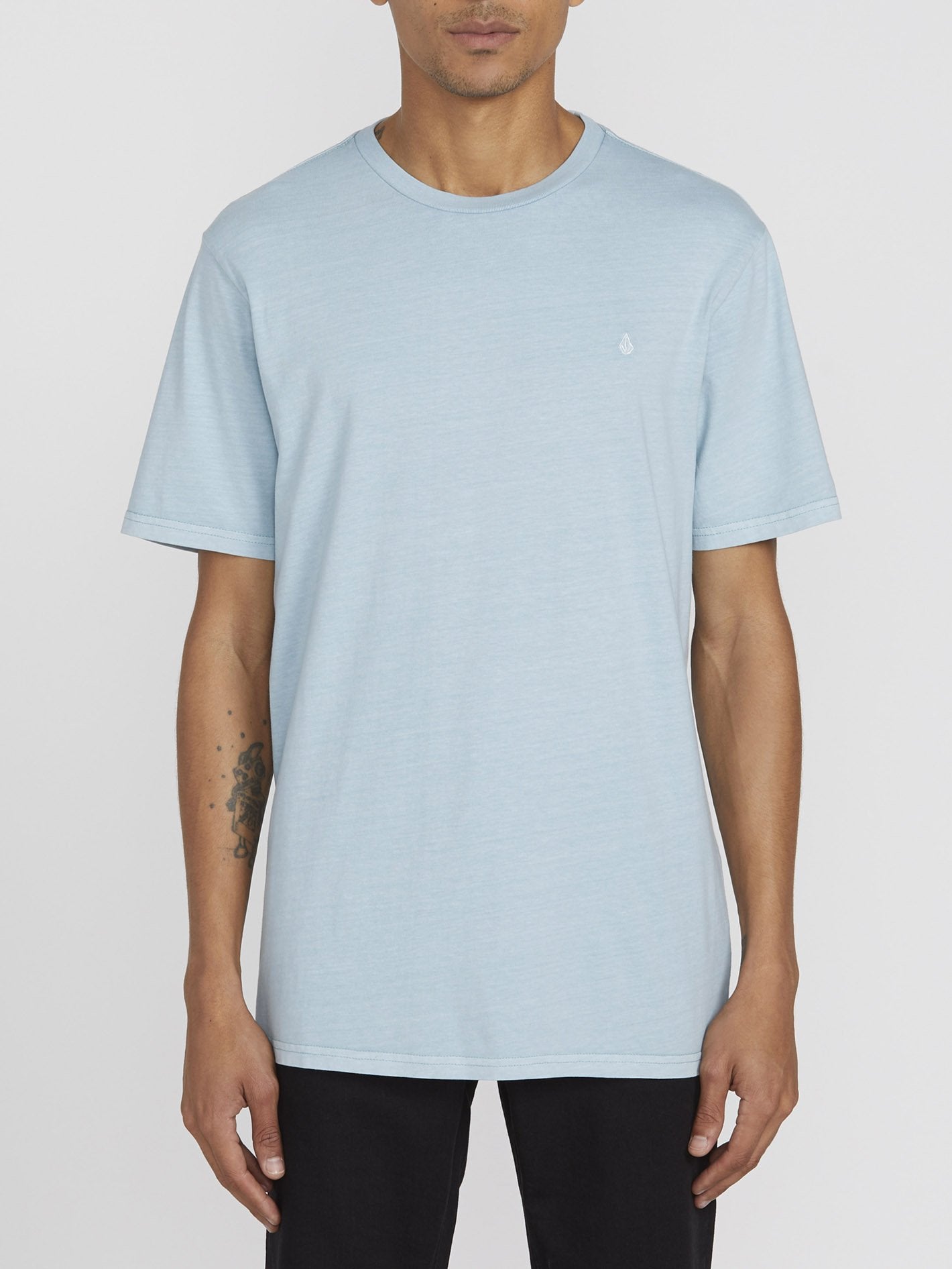 Solid Stone Emb T-shirt - Cool Blue