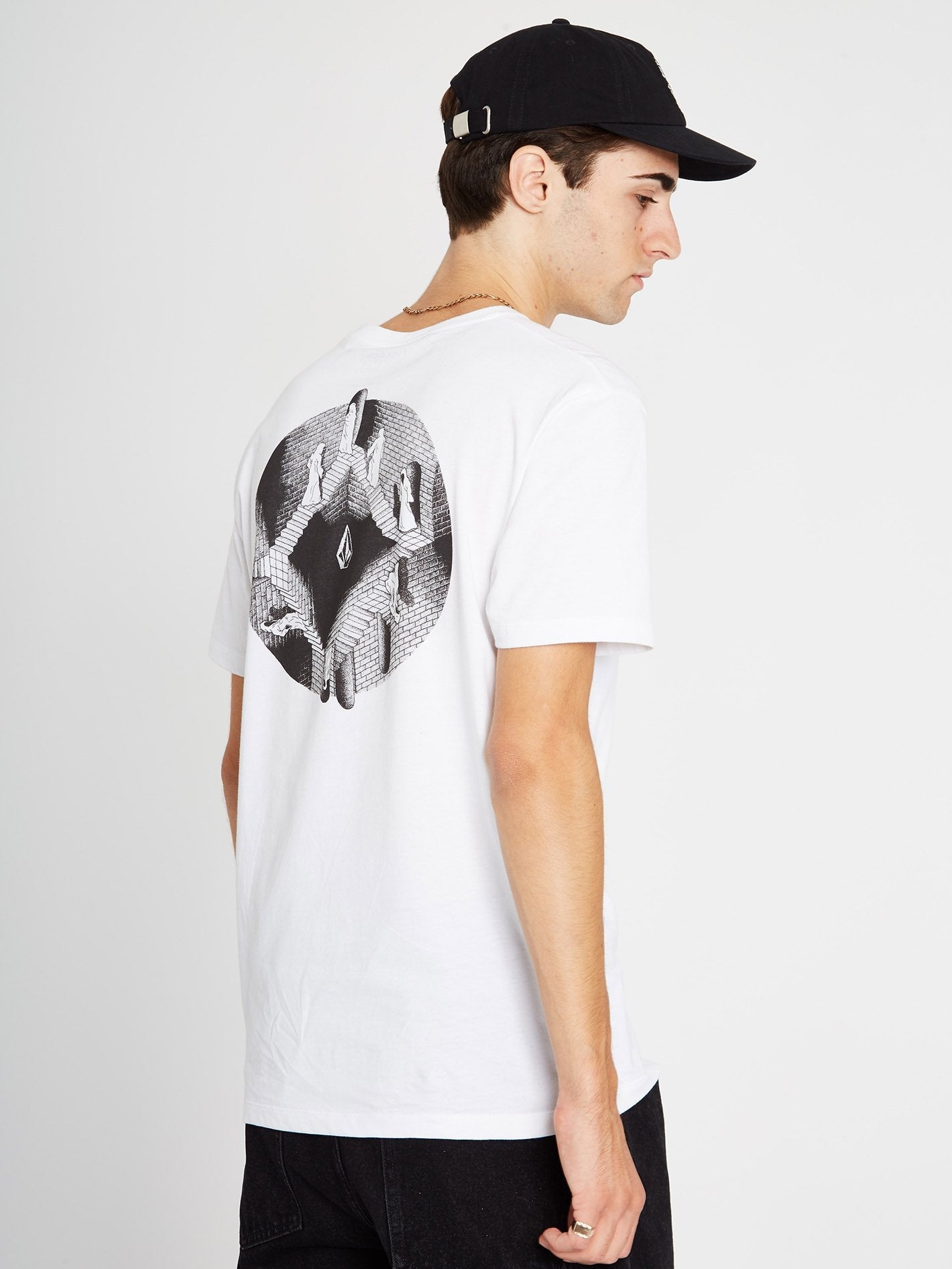 C. Vivary T-shirt - White