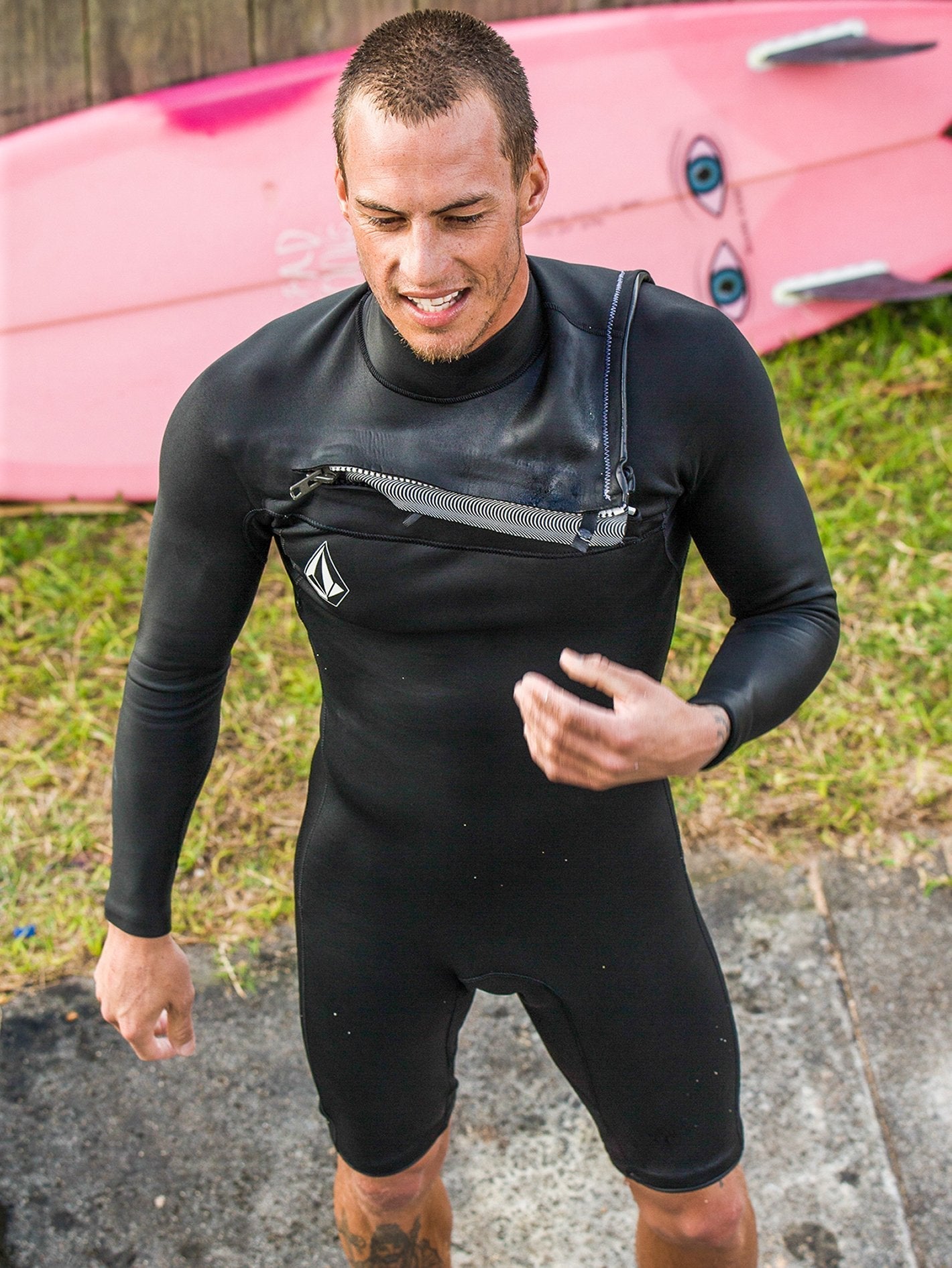 Modulator 2/2 mm Long Sleeve Chest Zip Spring Wetsuit - Black