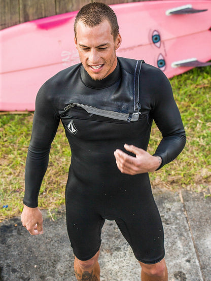 Modulator 2/2 mm Long Sleeve Chest Zip Spring Wetsuit - Black
