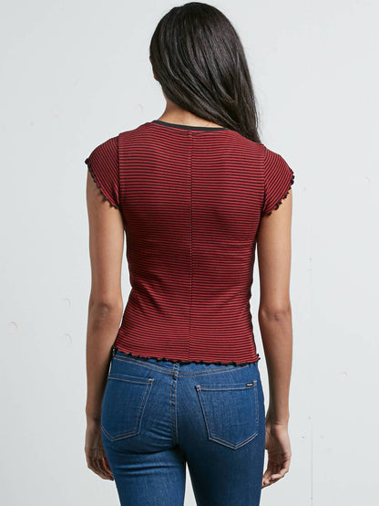 Colder Shoulder T-Shirt - Chili Red