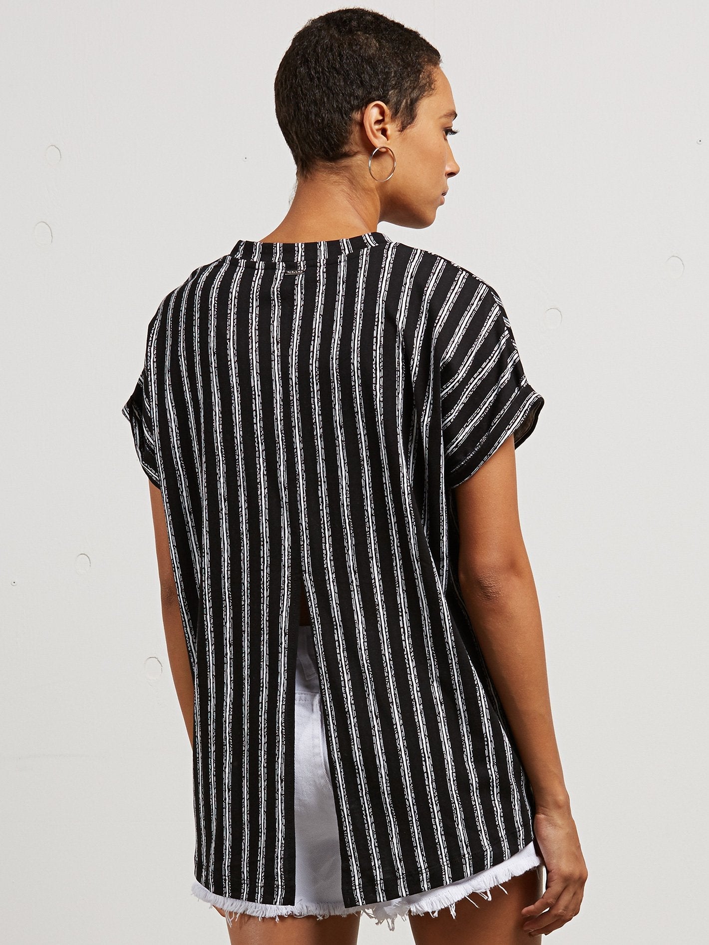 Boraborado T-Shirt - Black White