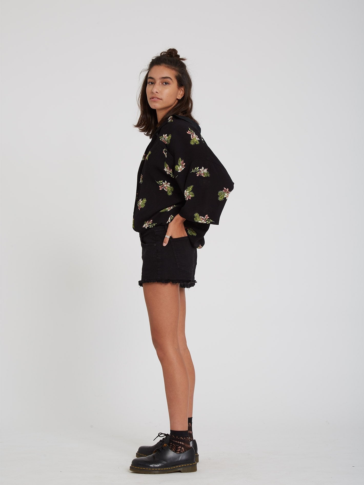 Stormy Woven Shirt - BLACK