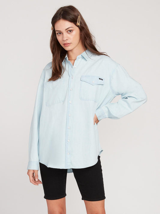 Sunday Strut Shirt - Sun Faded Indigo