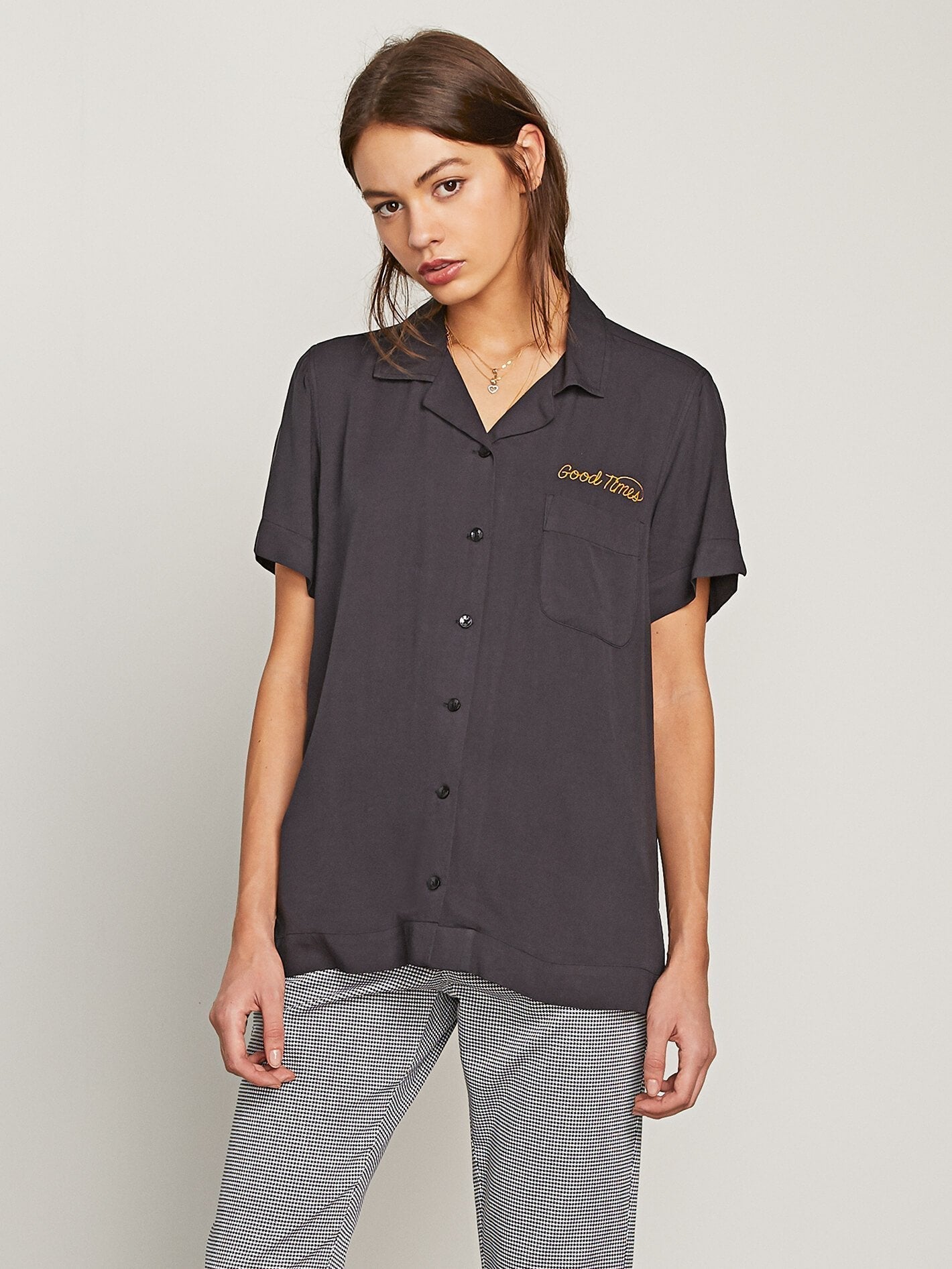 Strike It Hot Short Sleeve Shirt - Black