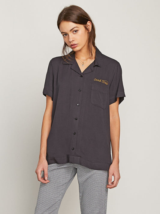 Strike It Hot Short Sleeve Shirt - Black