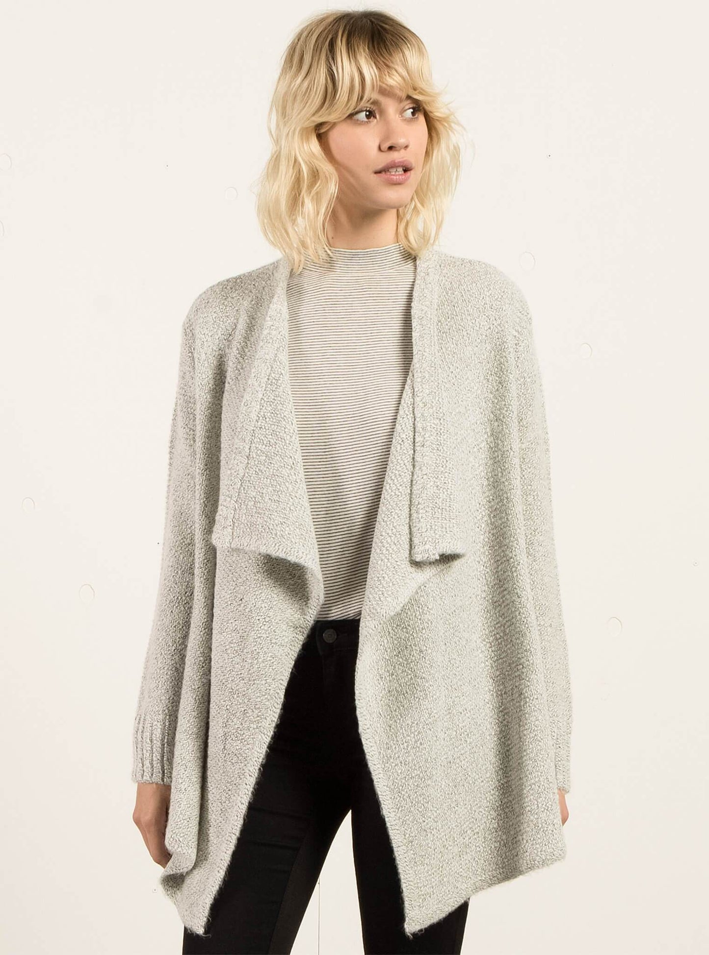 Cold Daze Wrap - Heather Grey