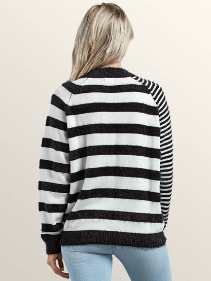 Need Space Pullover - Black
