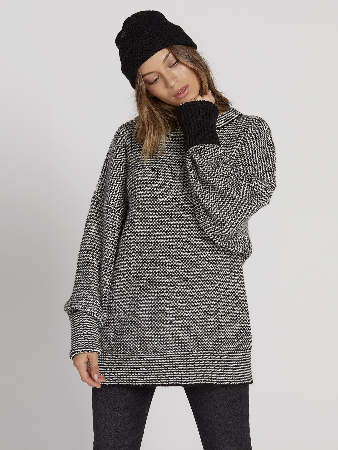 Stormstone Sweater - Black