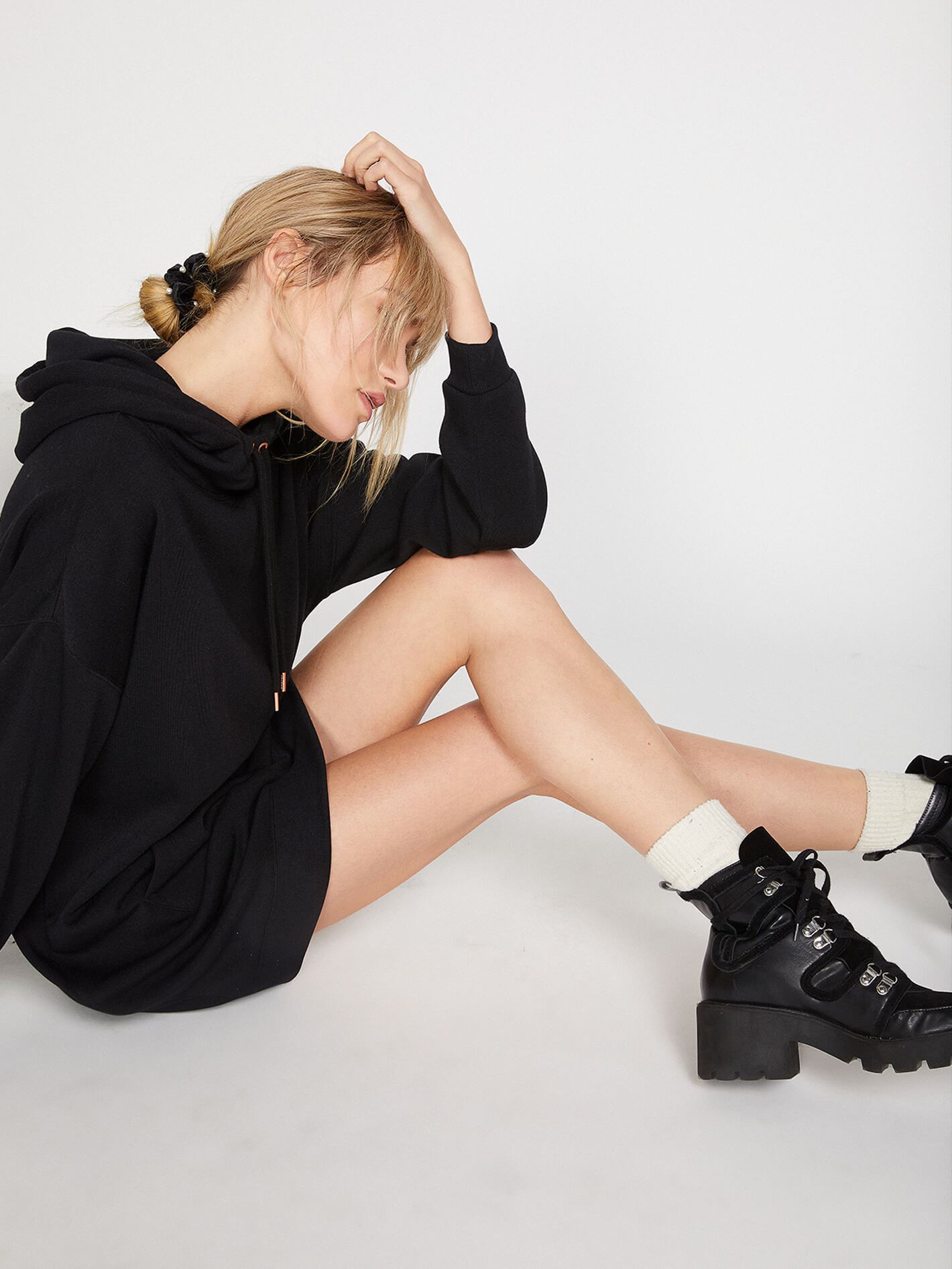 In Cognito Dress - Black