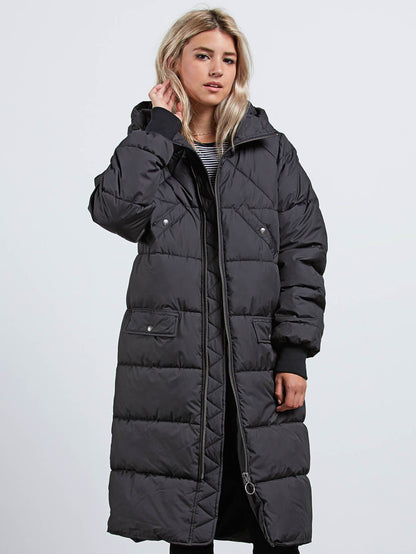 Chillax In Puffa Jacket - Black