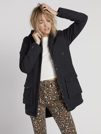 Walk On By 5K Parka - Black