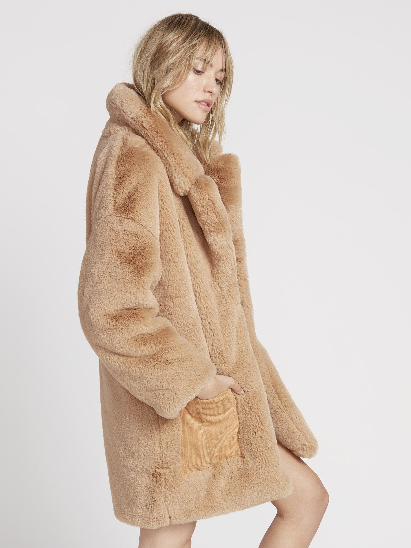 Phewfur Coat - Camel