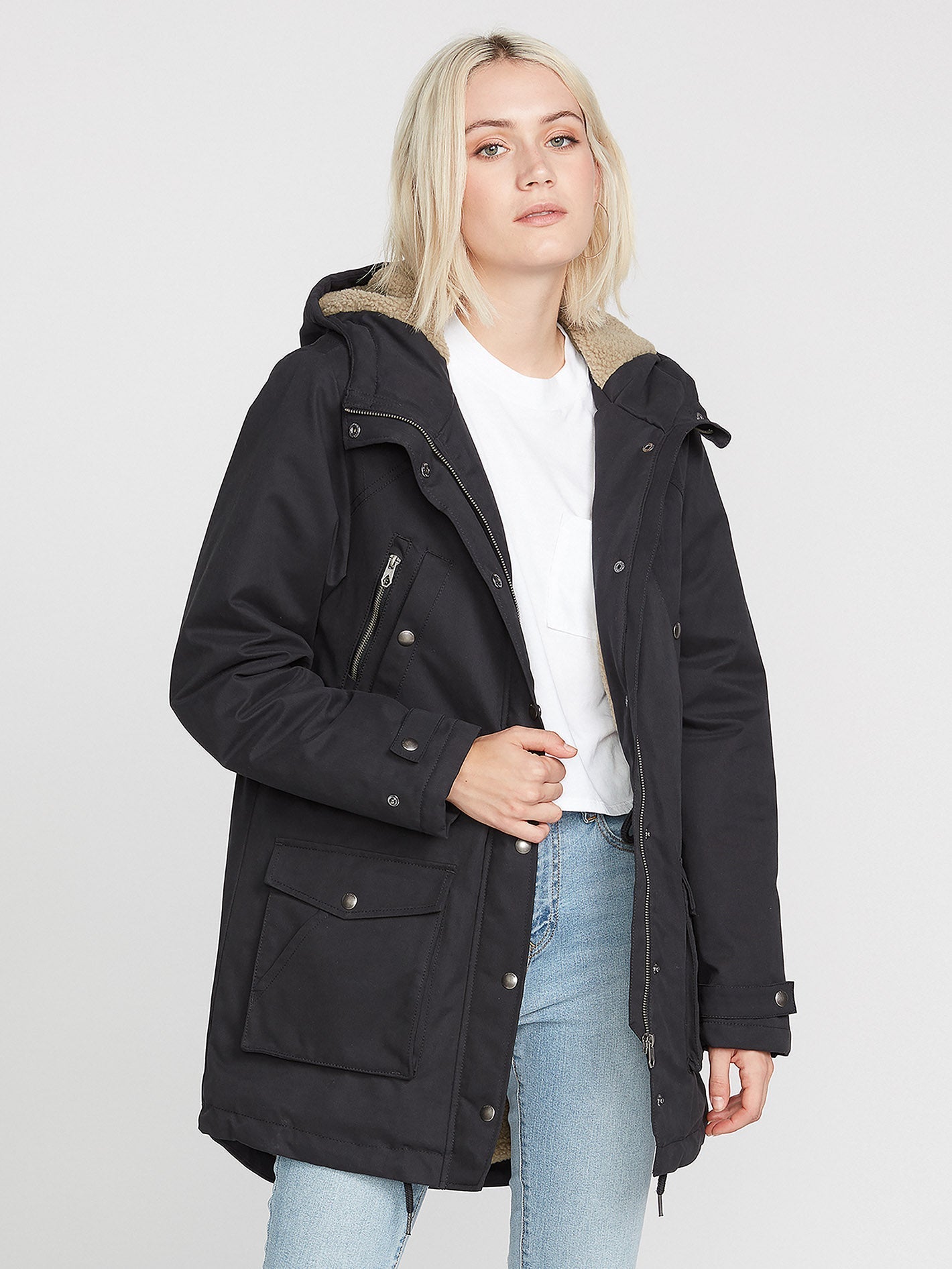 Walk On By 5K Parka - BLACK