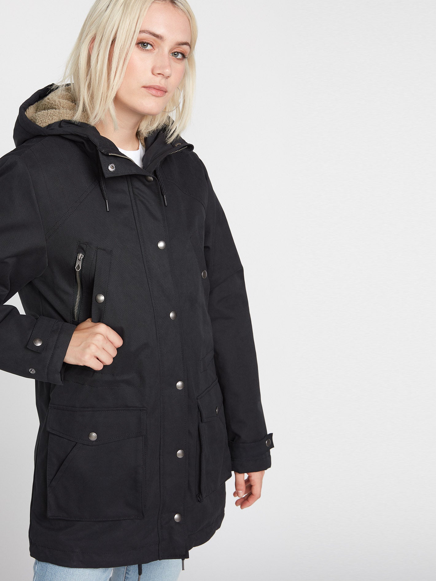 Walk On By 5K Parka - BLACK