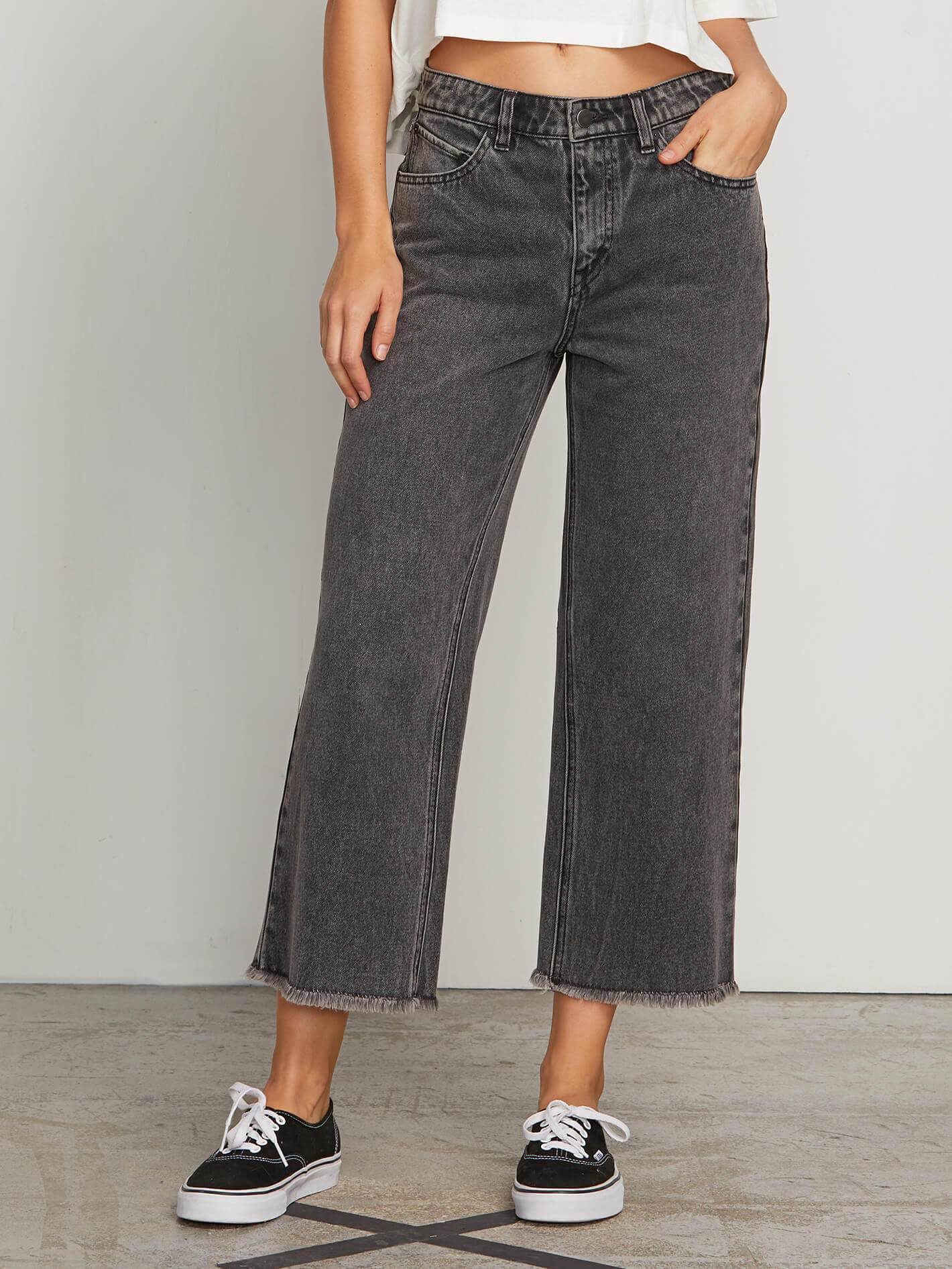 High & Dry Crop Jeans - Smoke