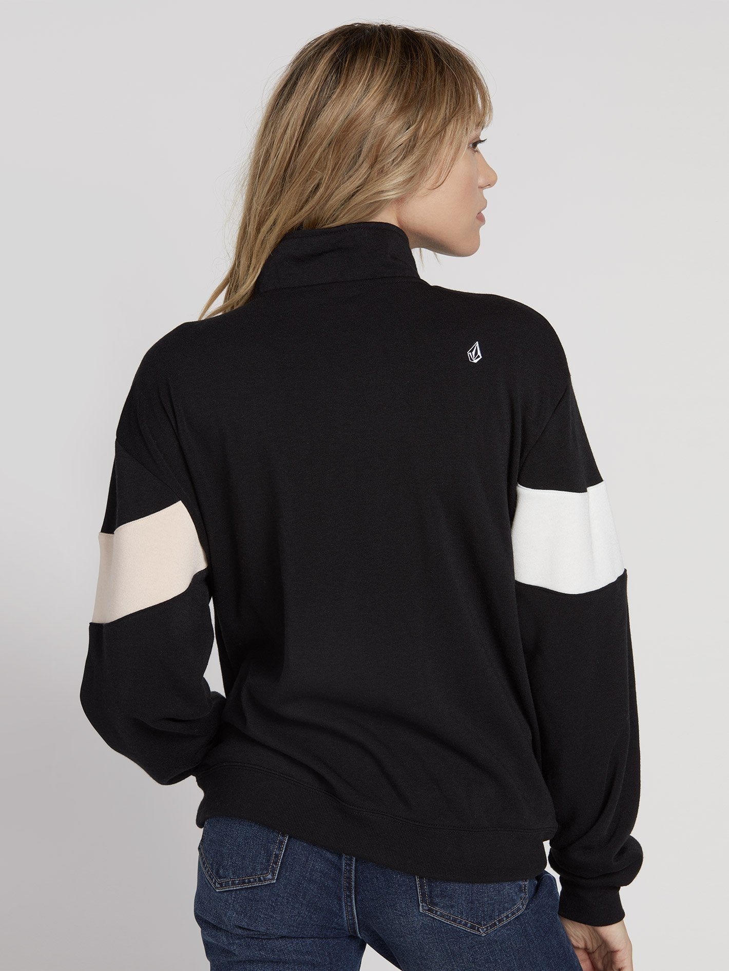 Short Staxx Pullover - Black