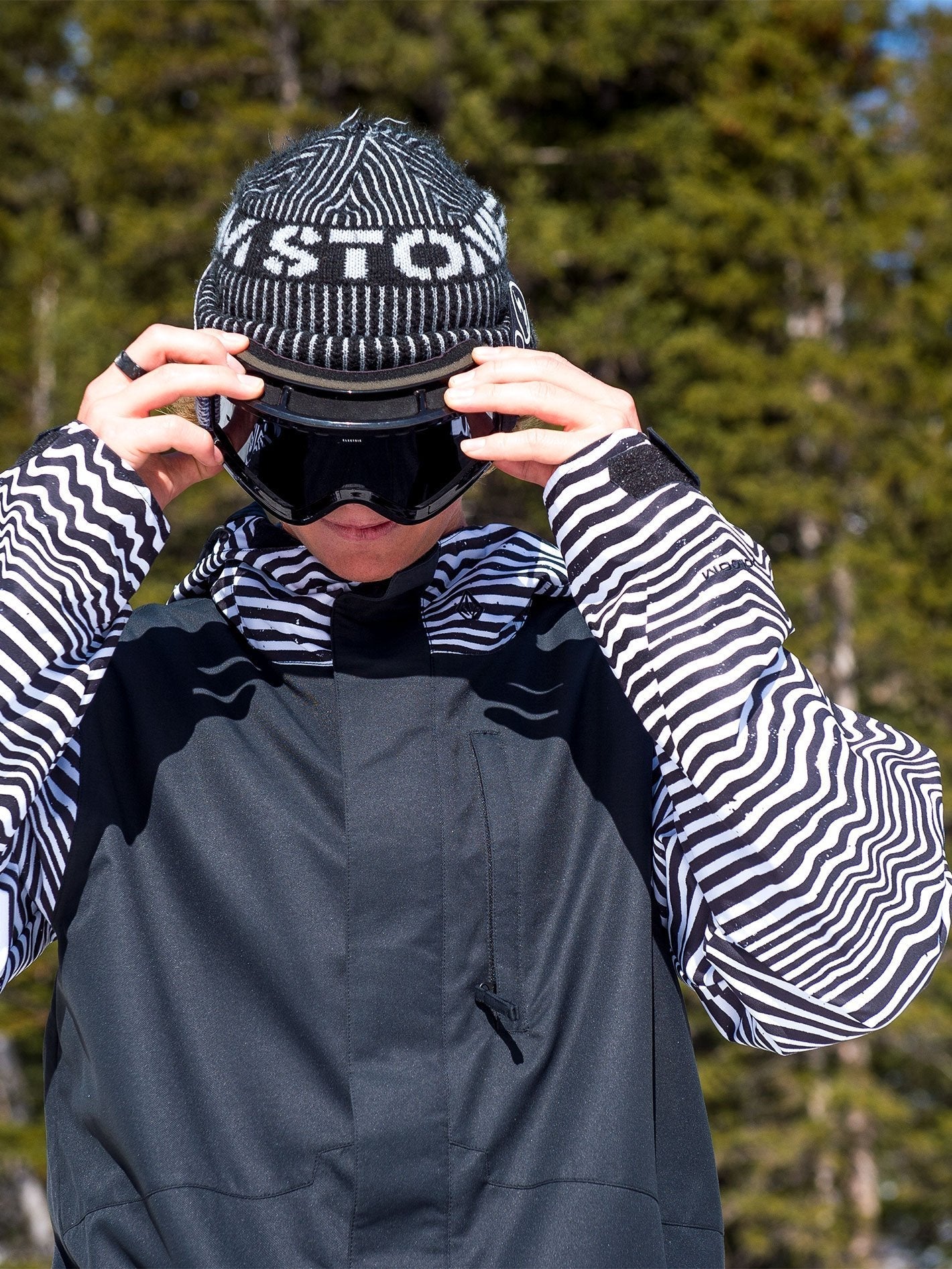Mens 17Forty Insulated Jacket - Black Stripe