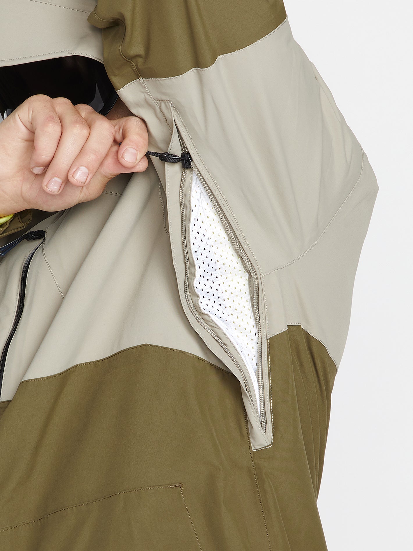L Insulated Gore-Tex Jacket - Dark Khaki