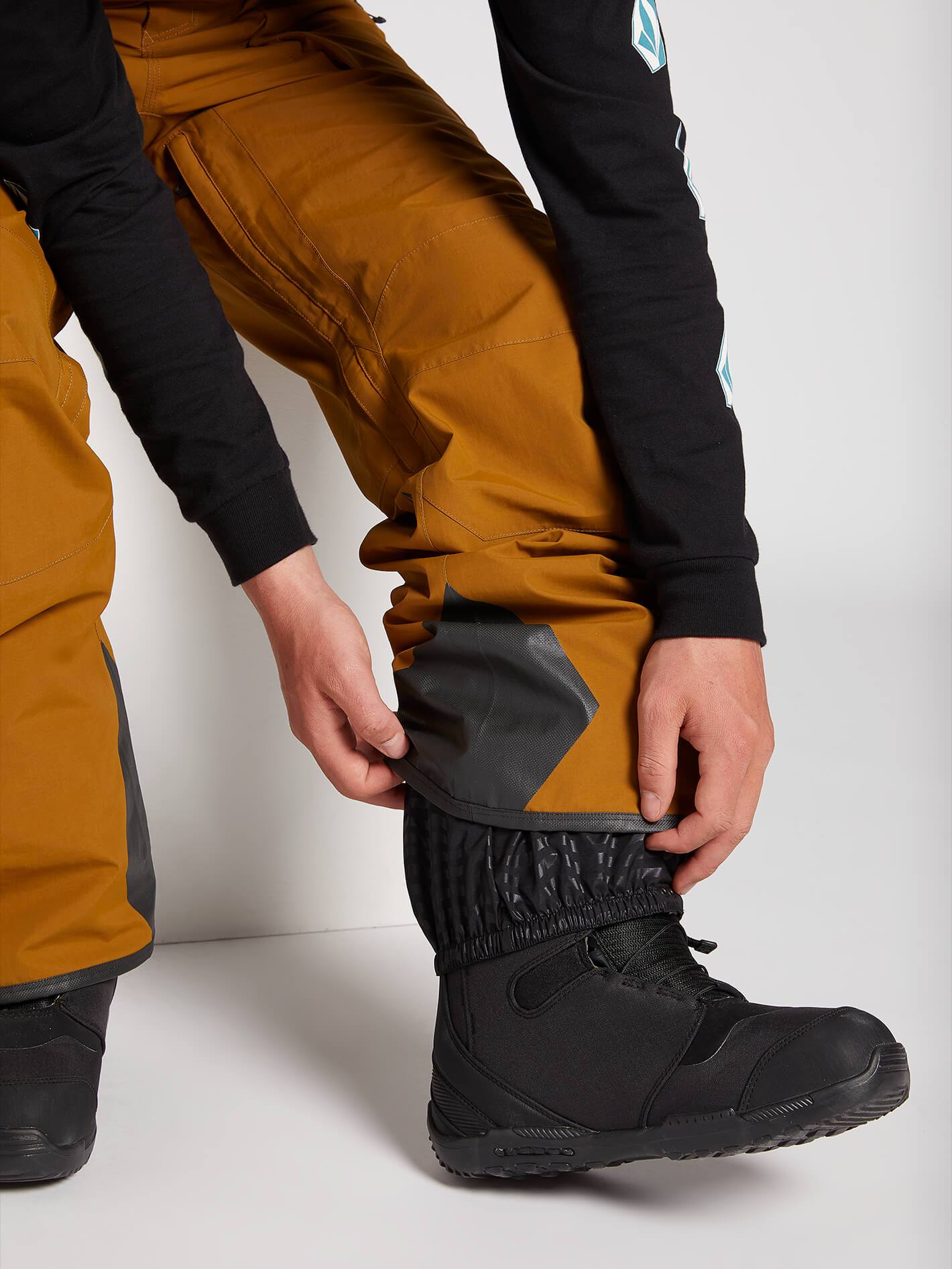 Rain GORE-TEX Bib Overall - Black Red