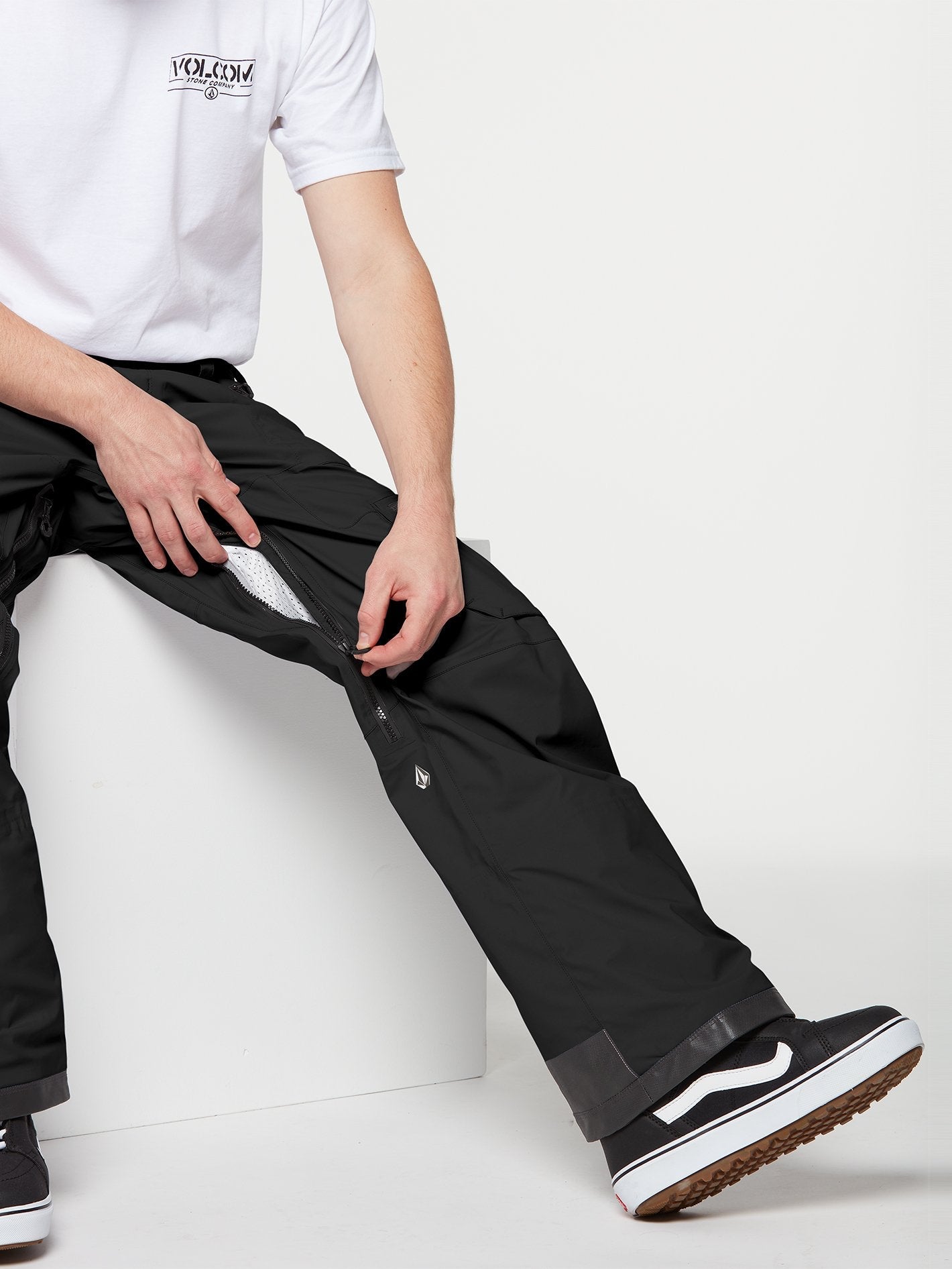 Guch Stretch Gore-Tex Trousers - BLACK