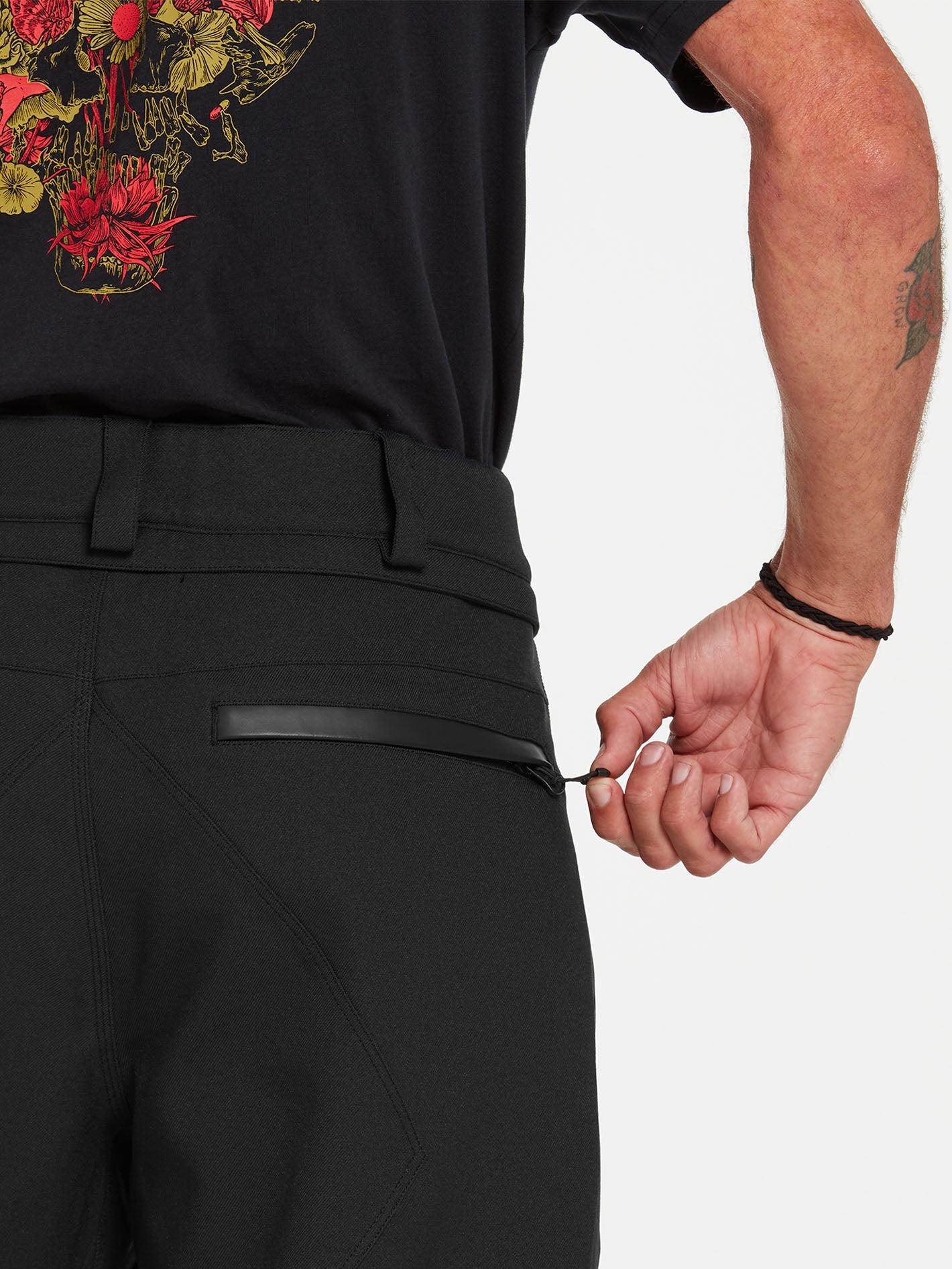 V-Line Trousers - BLACK