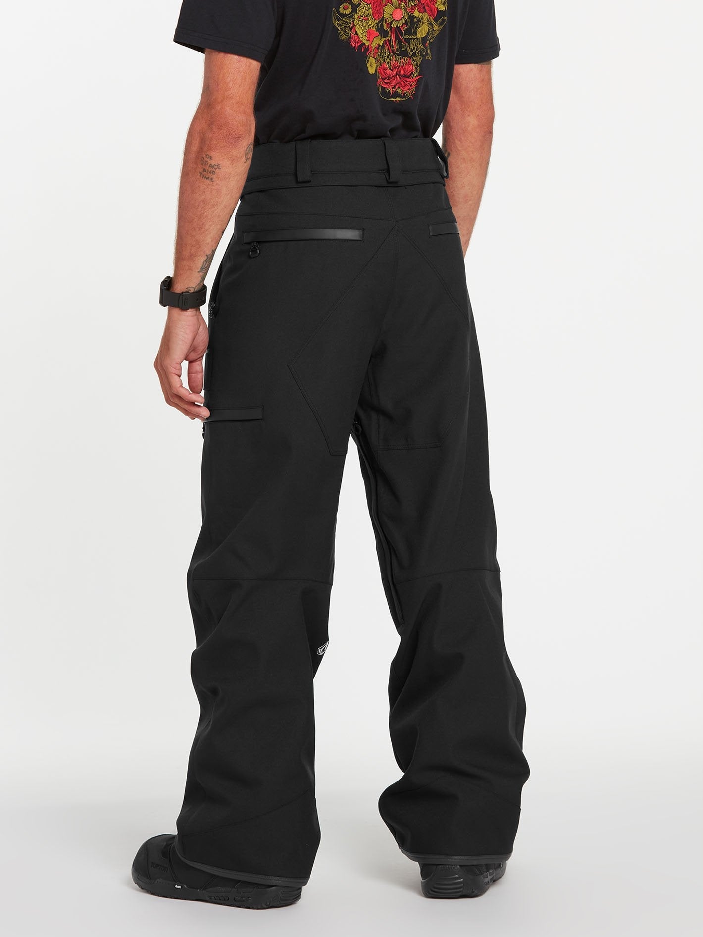 V-Line Trousers - BLACK