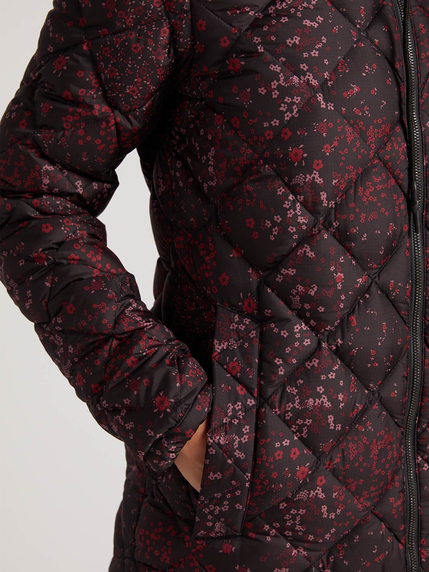 Skies Down Puff Jacket - Black Floral Print