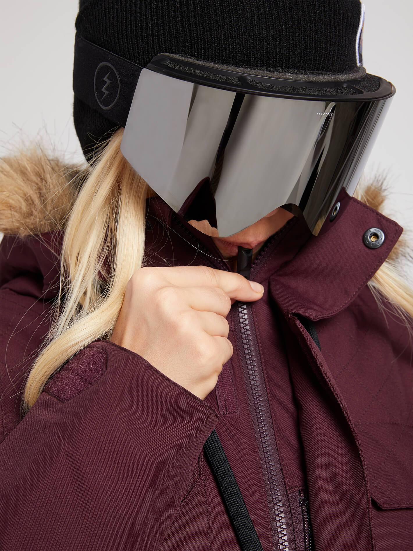 Womens Shadow Insulated Jacket - Merlot