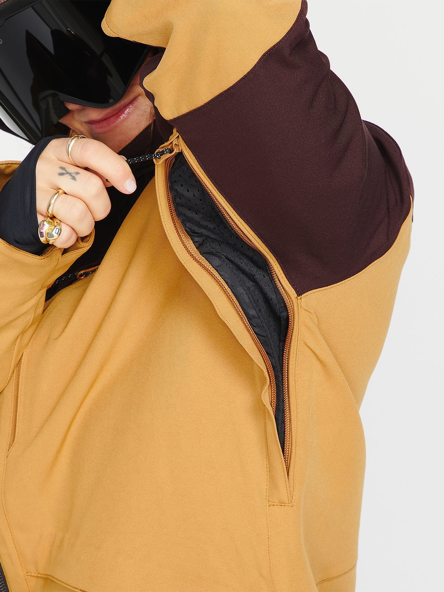 Shelter 3D Stretch Jacket - Caramel
