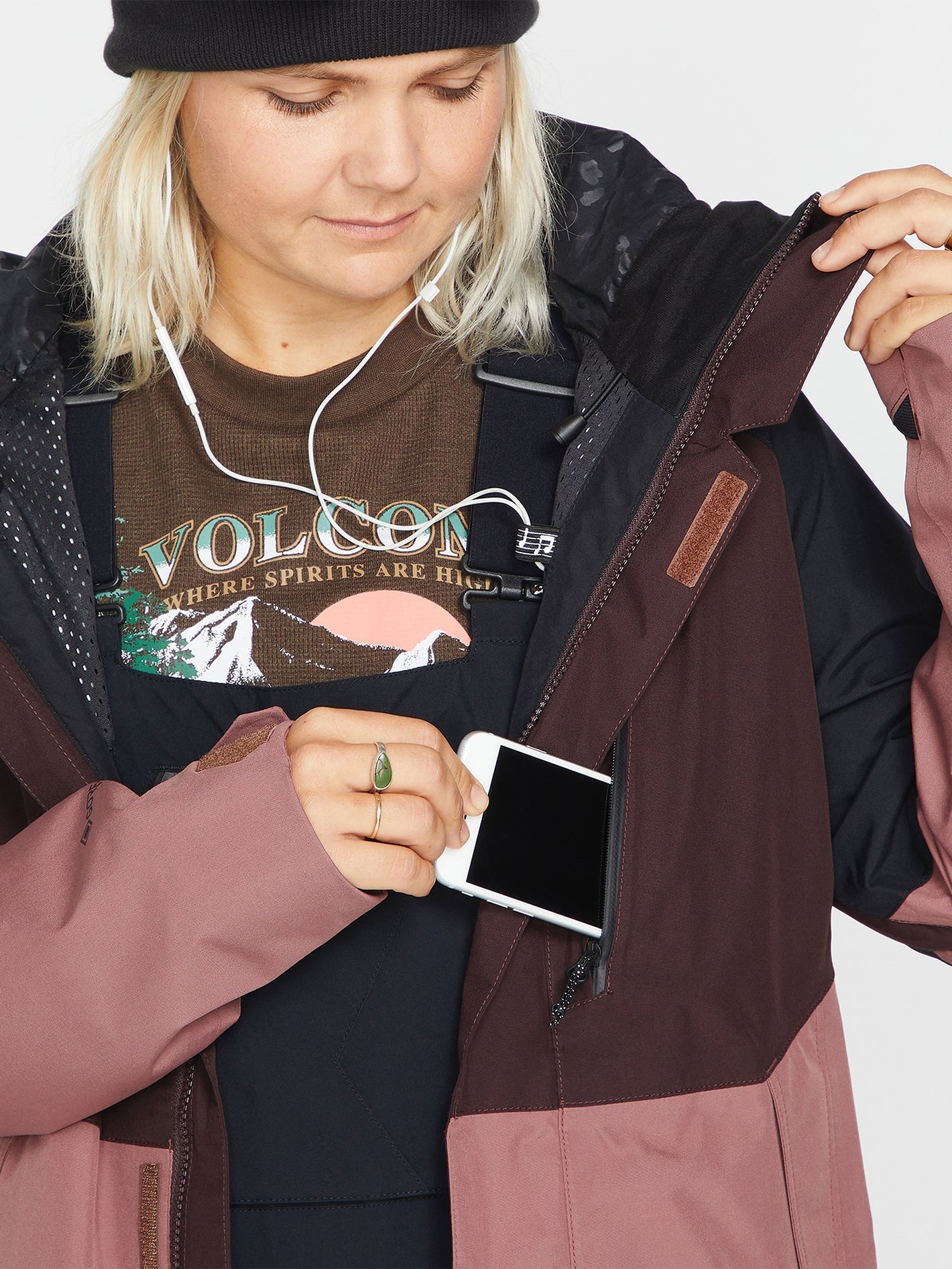 Aris Gore-Tex Jacket - Black Plum