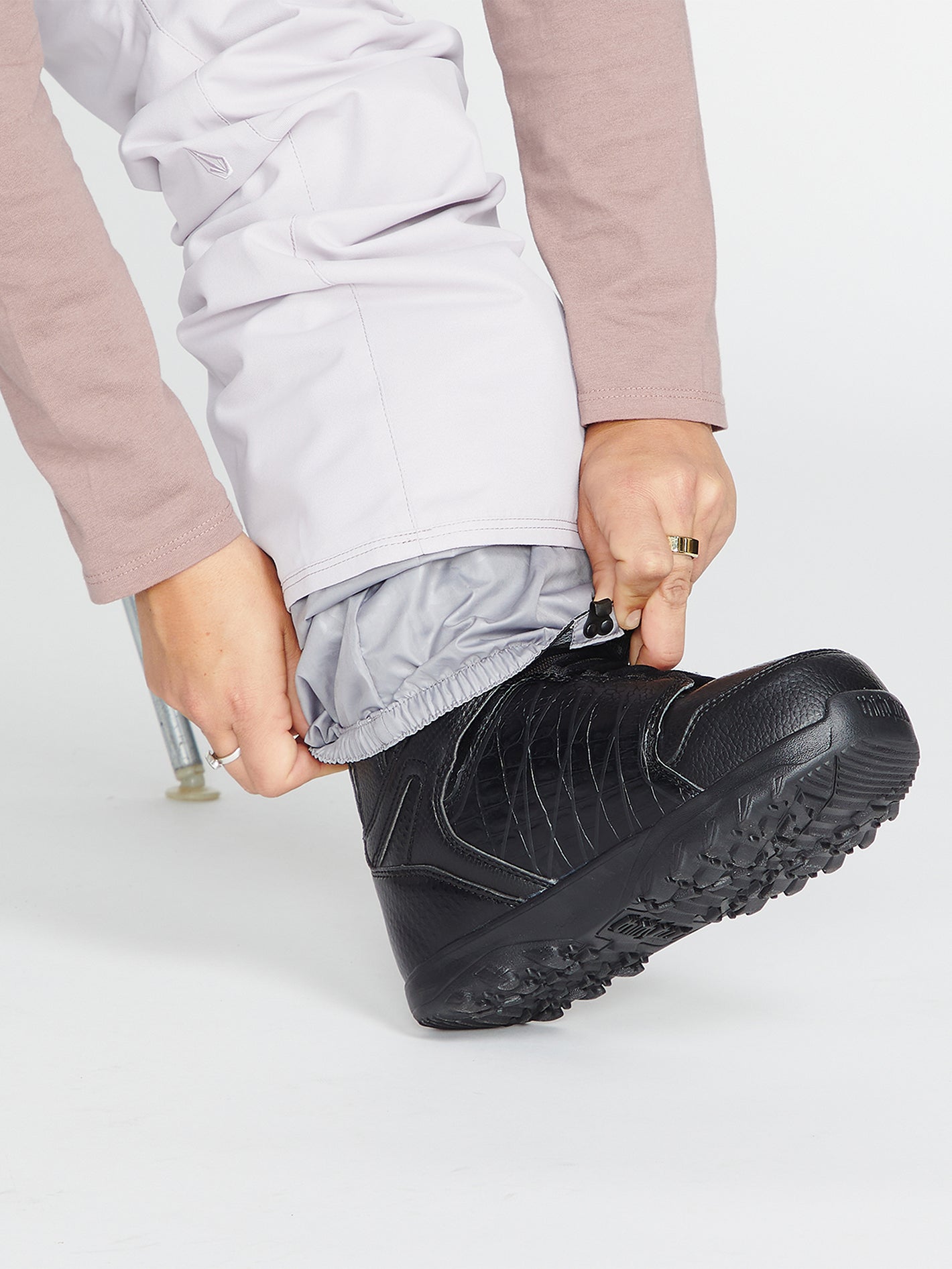 Hallen Trousers - Amethyst Smoke