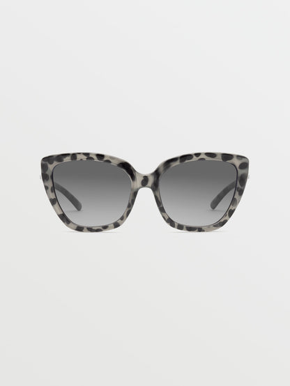 Milli Gloss Nude Tort Sunglasses (Gray Gradient Lens) - NUTMEG