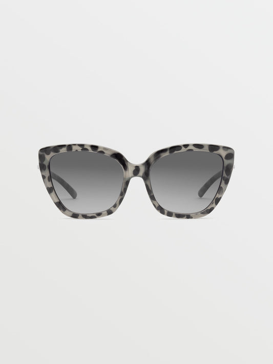 Milli Gloss Nude Tort Sunglasses (Gray Gradient Lens) - NUTMEG