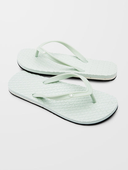Eco Concourse Sandals - CHLORINE