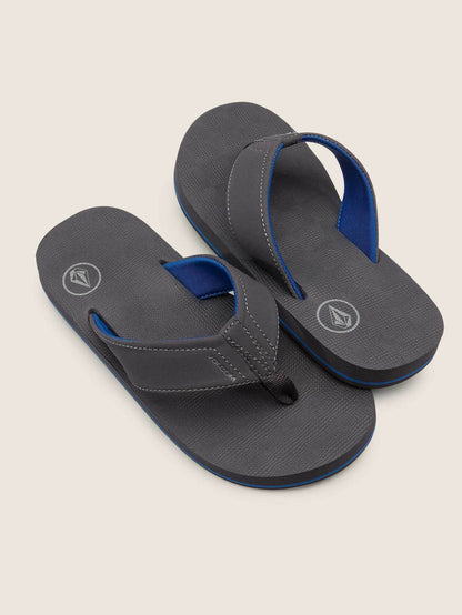 victor-sndl-bigyth-gunmetal-grey(Kids)