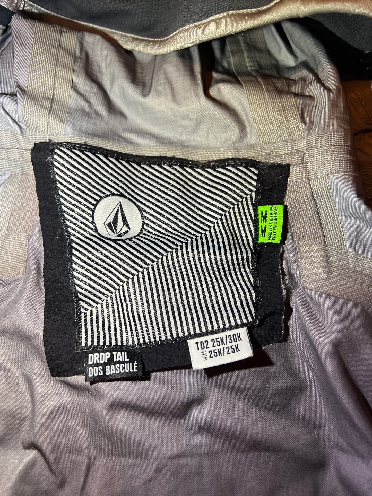 TD2 GORE-TEX JKT BLACK