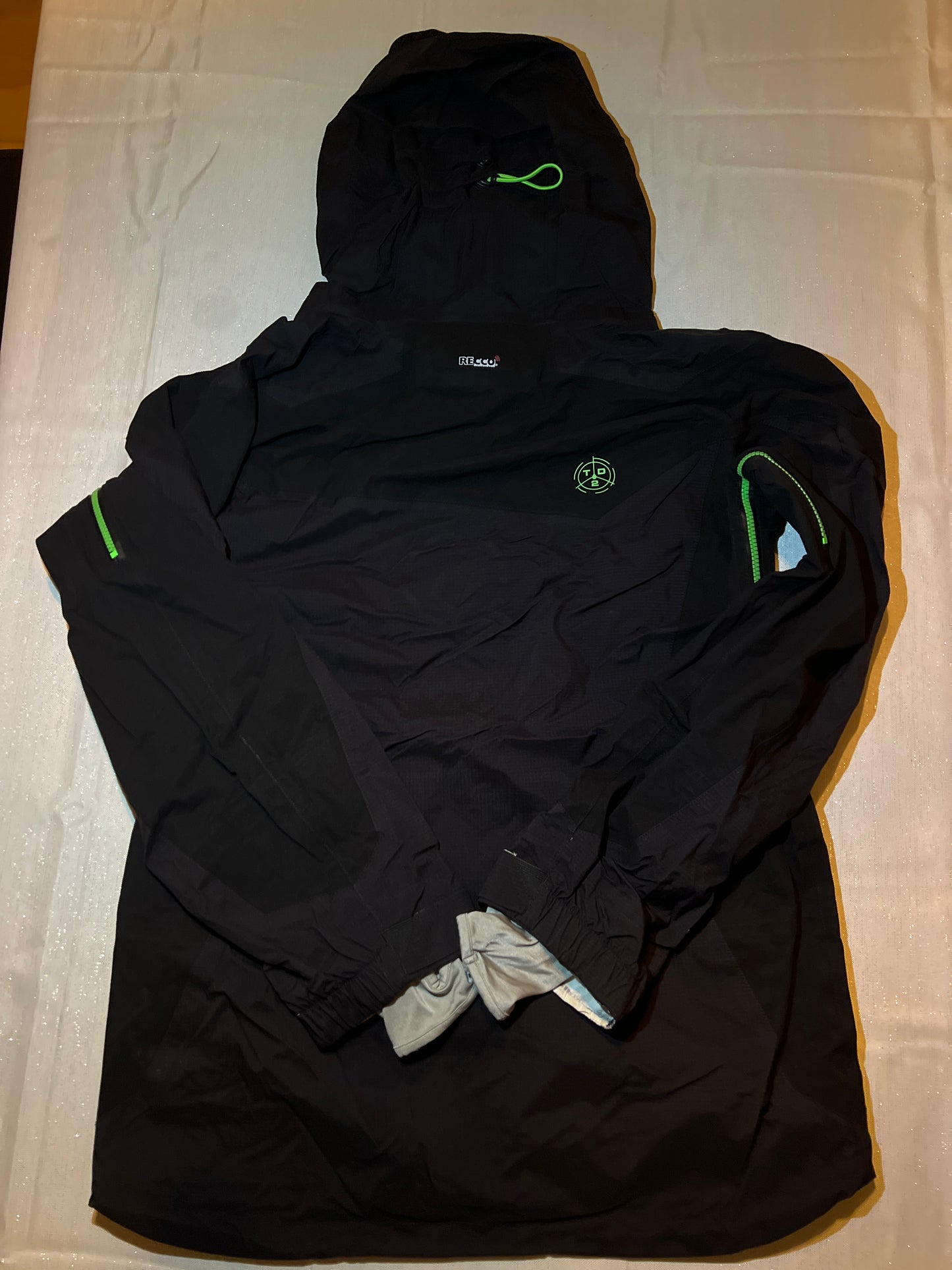 TD2 GORE-TEX JKT BLACK